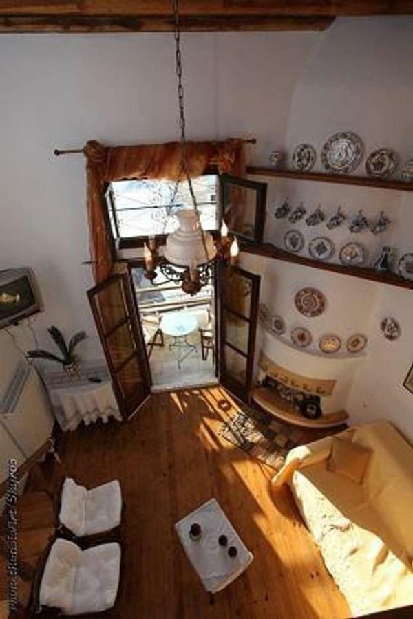 Traditional Studio Skyros Exterior photo